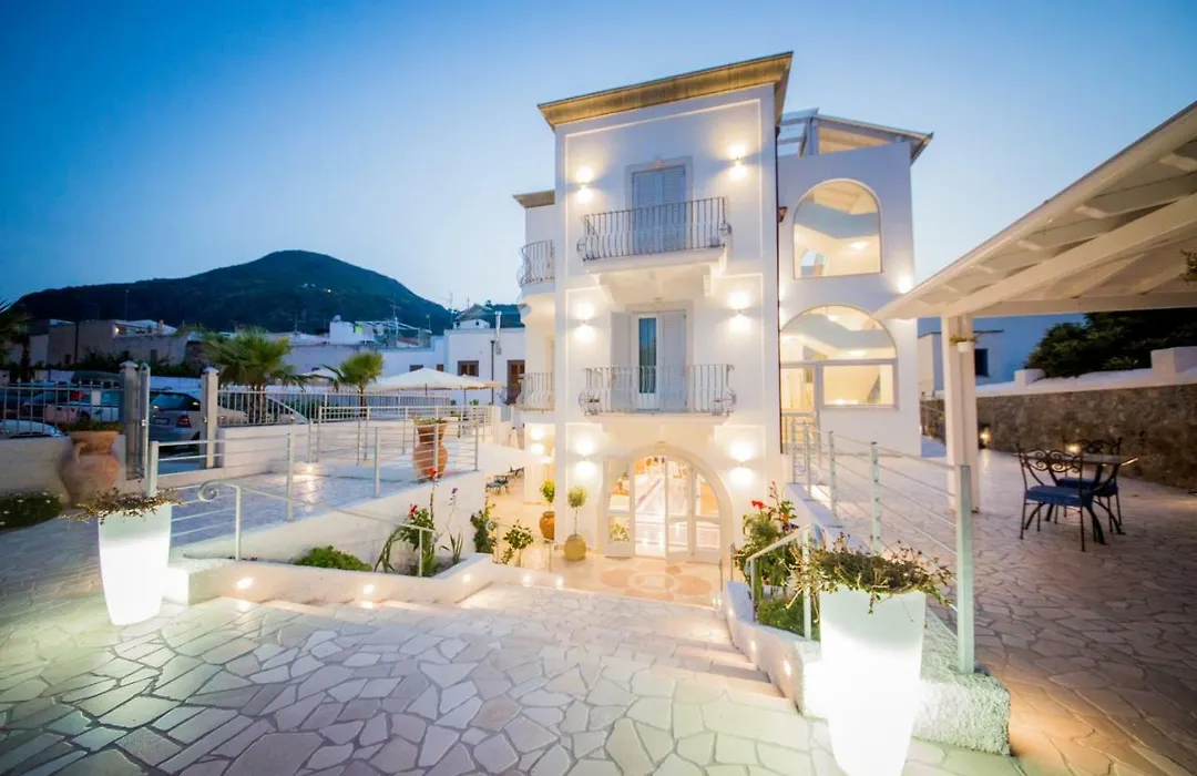 Odysseus Hotel-1
